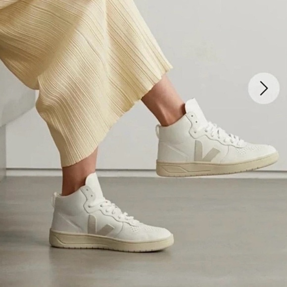 Veja Shoes - Veja V-15 White Leather Sneakers Size 7 High Tops Like New